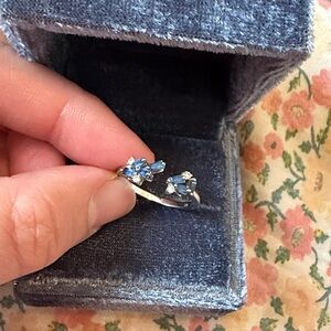 Bloomingdale's Blue and White Gold ring